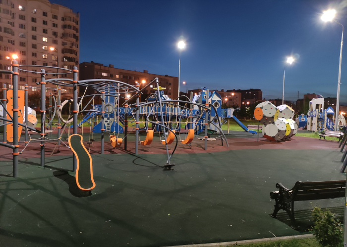 освещение городской детской площадки
