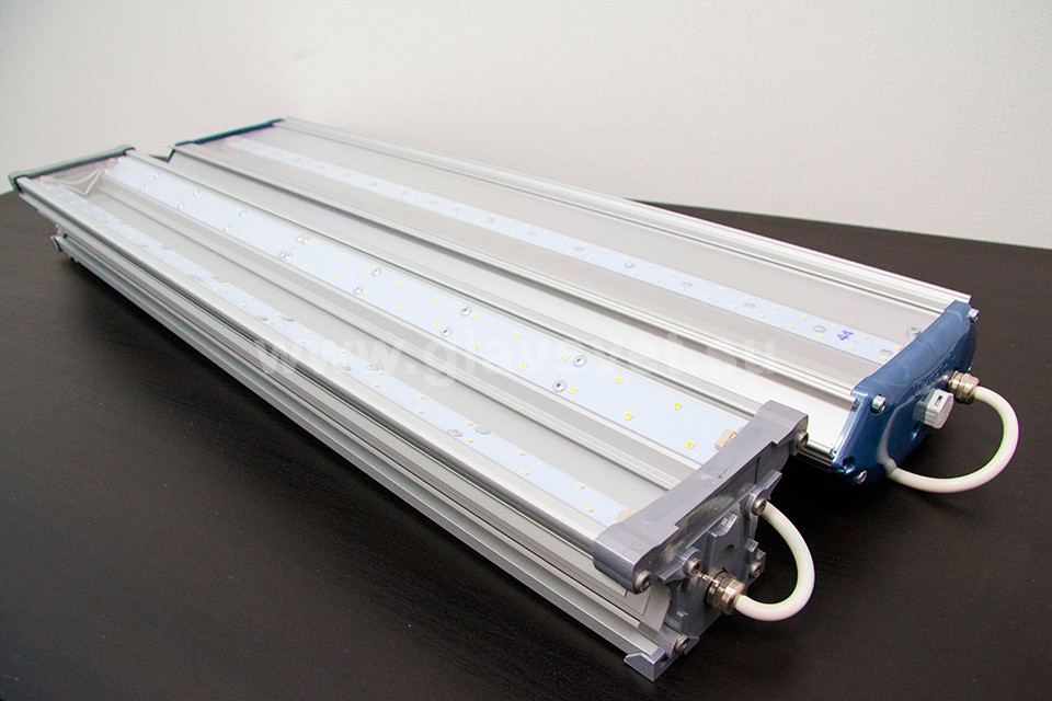 Промышленные светильники TL-PROM-100-5K (Д) и TL-PROM 100 PR.4